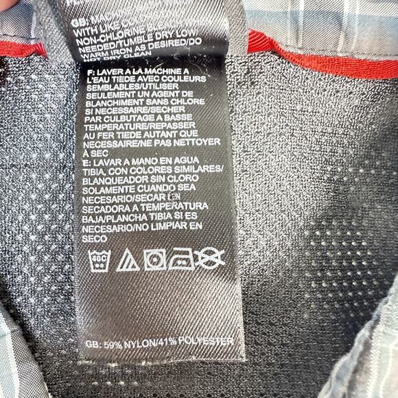 The North Face‎ Shirt Mens Large Gray Plaid Short Sleeve Button Up Casual Adult - Picture 8 of 9